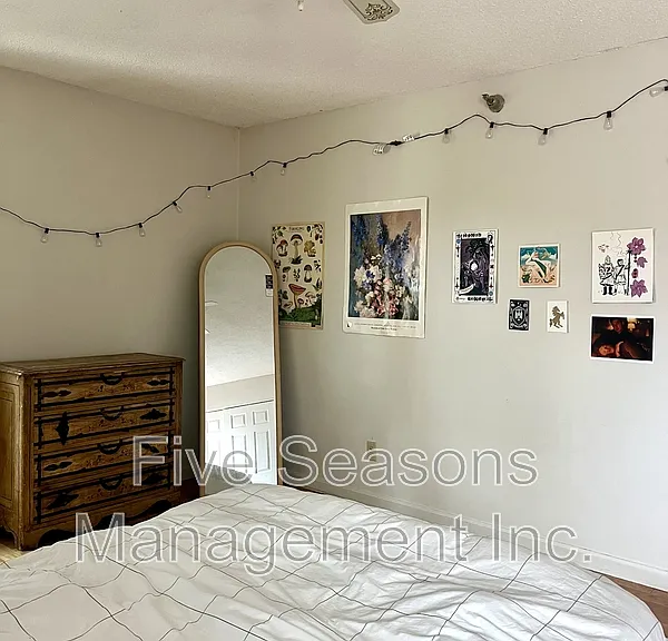 115-7 N Winooski Ave — Photo 17