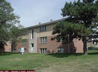 5204 N 60th St APT 2, Omaha, NE 68104