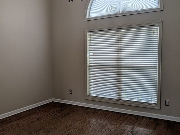 5th image of 119 Telluride Ln