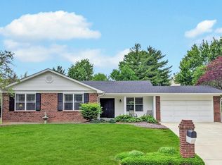 112 Cedar Crest Ct, Weldon Spring, MO 63304