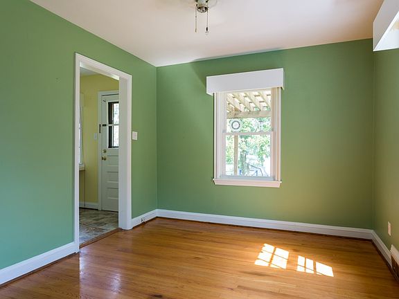 5th image of 1036 Chestnut Dr