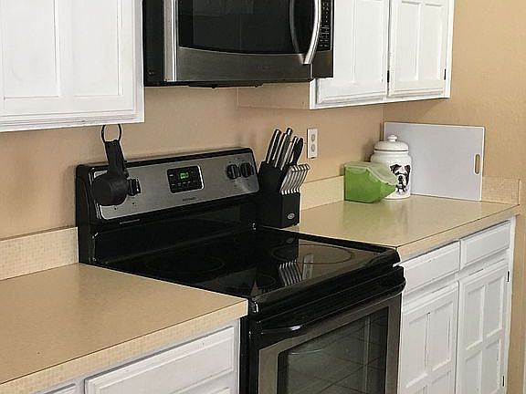 2nd image of 4603 Mandalay Dr