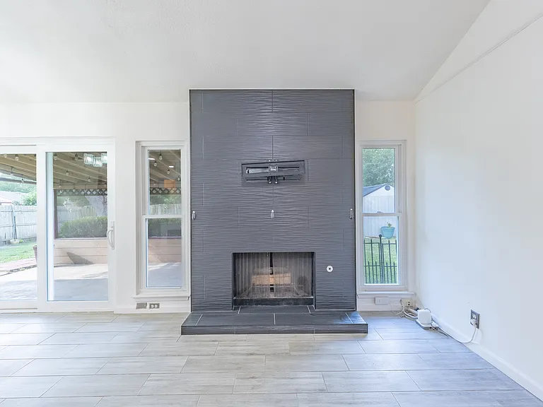 6822 Rivulet — Photo 9