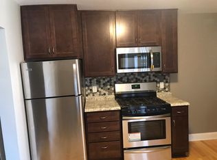 2323 Grand St NE #B, Minneapolis, MN 55418