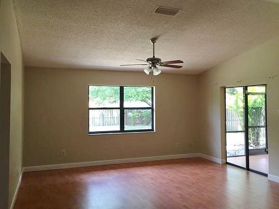 3rd image of 2055 SW Morelia Ln