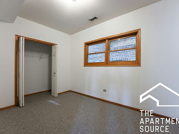 5th image of 1945 W Crystal St APT 2