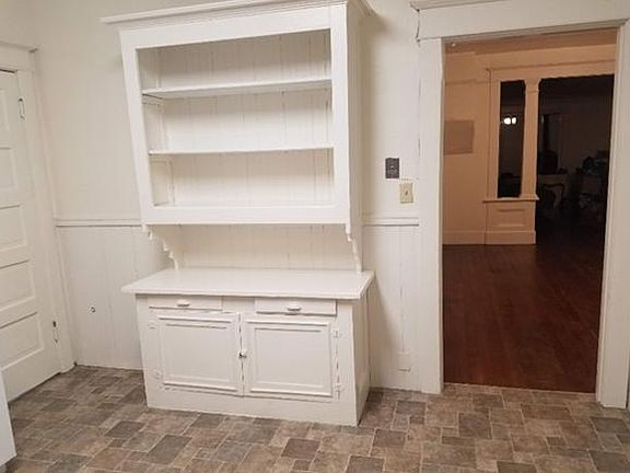 Kitchen hutch