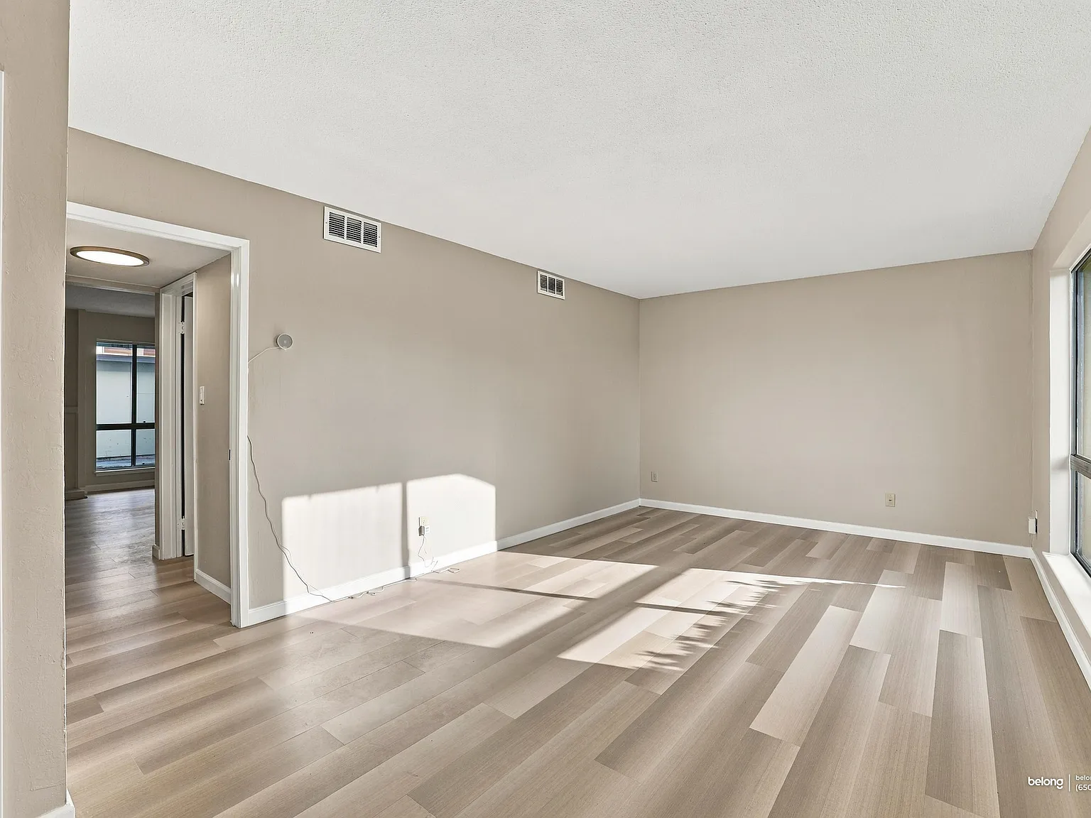 4 bed, 2.5 bath, 1565 sqft, $3,795 — Photo 2