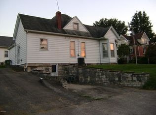 106 W Jefferson St, Anna, IL 62906