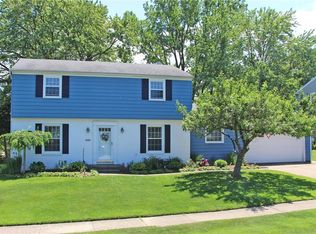 2049 Andover Ln, Erie, PA