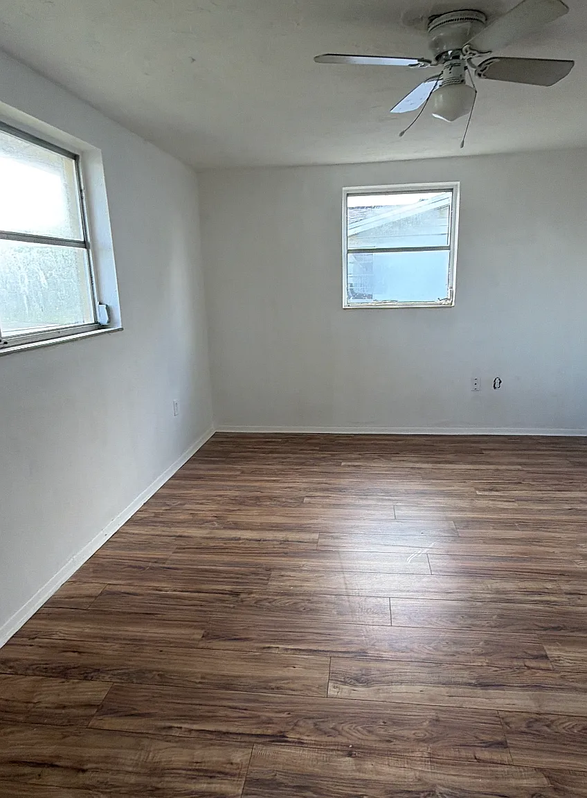 3 bed, 1088 sqft, $1,950 — Photo 4