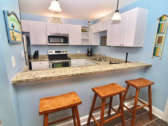 3rd image of 1027 W Beach Blvd #109