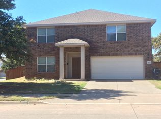 1632 Morrison Dr, Fort Worth, TX 76112
