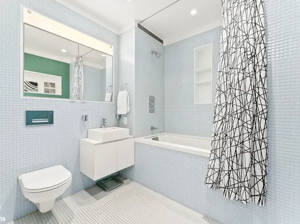 201 East 79th Street image 16 of 21