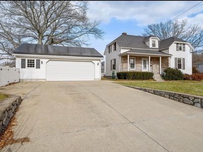 24 All Saints St, Woonsocket, RI, 02895