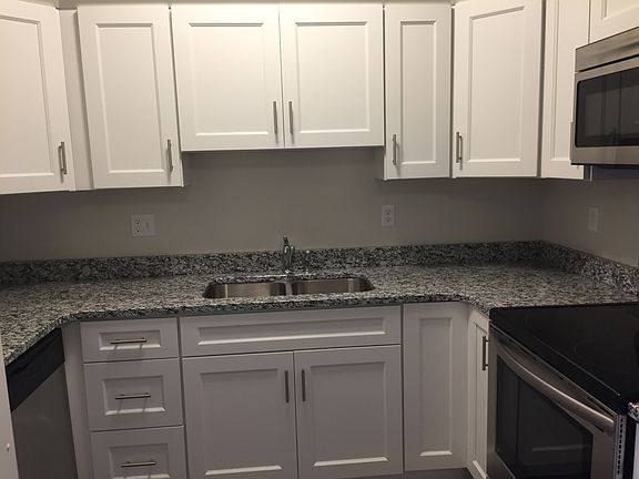 4th image of 1059 S 500 E Unit C202