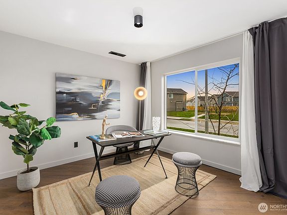 5th image of 31129 Cobble Hill Drive SE
