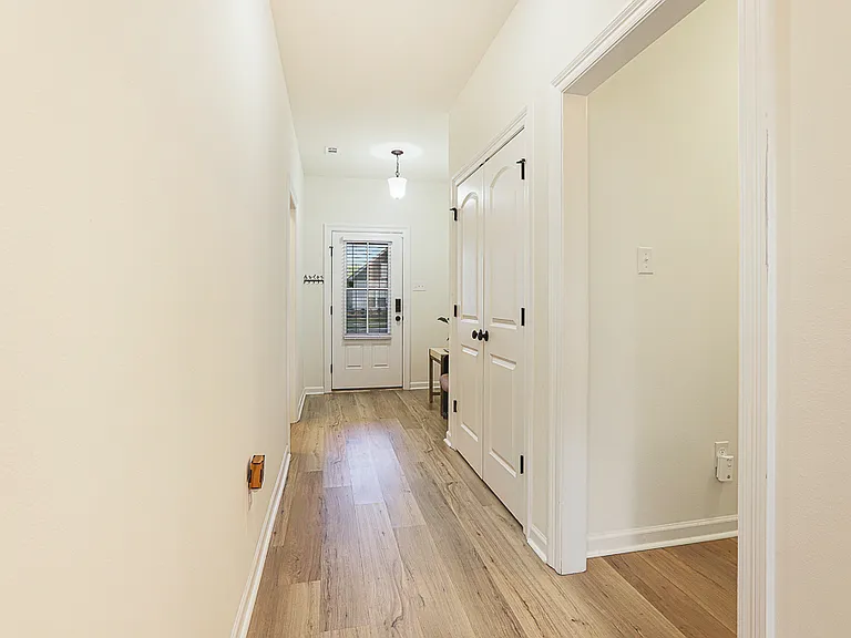 39511 Auster Ln — Photo 18