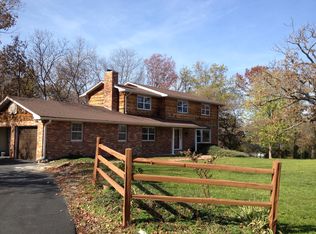 711 Timberhill Rd, Columbia, MO 65201