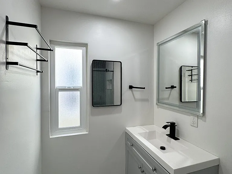 105 Sickles Ave #4 — Photo 16