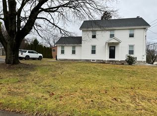 60 Roarke Rd, North Haven, CT 06473