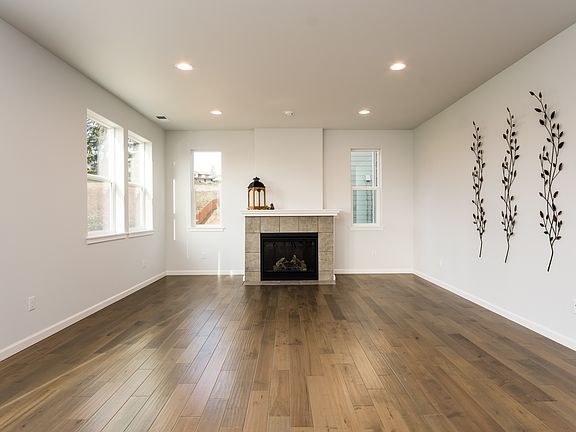 Padilla Floorplan - colors finishes will vary