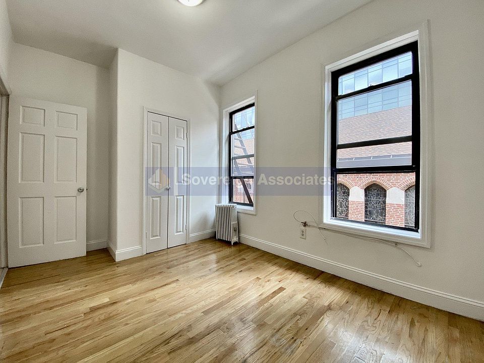 1st image of 1270 1st Ave #44