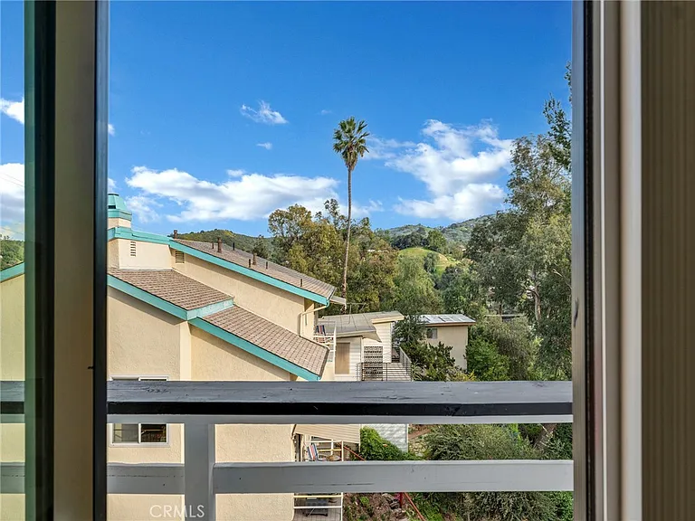 4530 Ensenada Dr — Photo 34