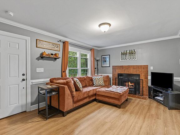 3rd image of 3 Weathergreen Ct