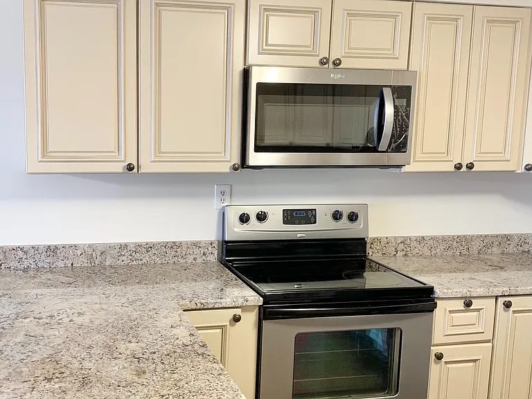 1557 Dunterry Pl — Photo 3