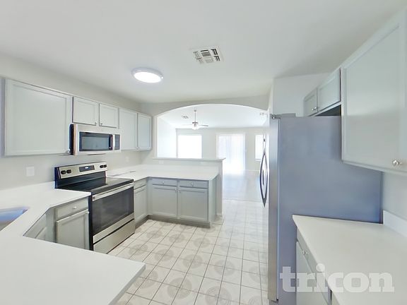 5th image of 8605 W Campbell Ave