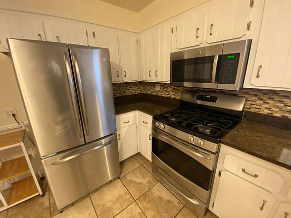 2nd image of 147 Bennett Ave #G