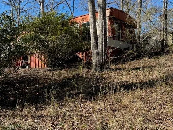 7606 Oak Grove Ln, Northport, AL 35473