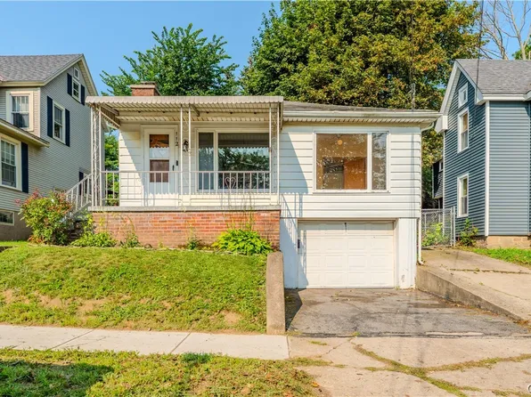 112 5th Ave, Oswego, NY 13126