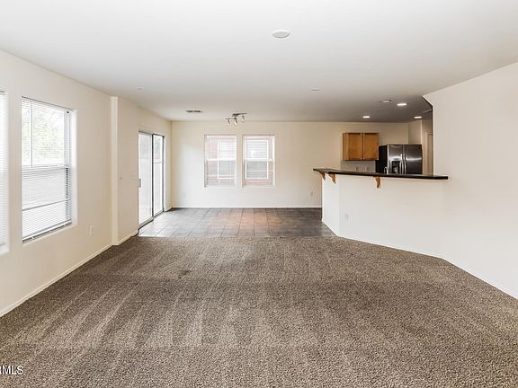 4th image of 7063 S BRICKELLBUSH Lane