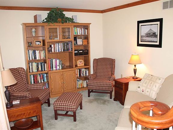 5th image of 3227 Taylor Creek Dr