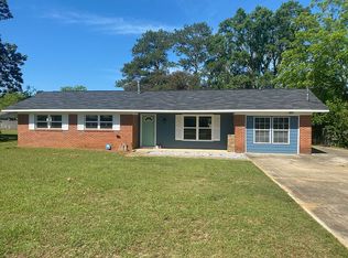 115 Mockingbird Ln, Enterprise, AL 36330