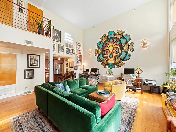 3rd image of 35 Underhill Ave #B3i