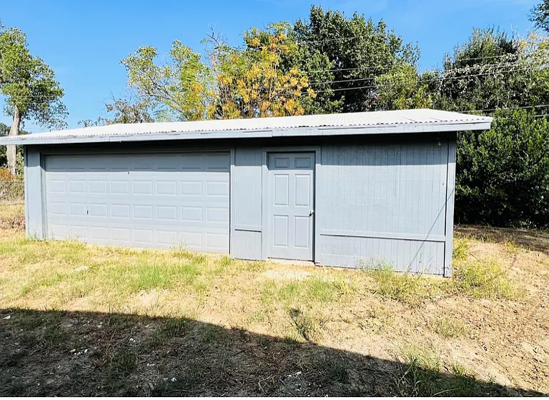 706 Rockdale Rd — Photo 17