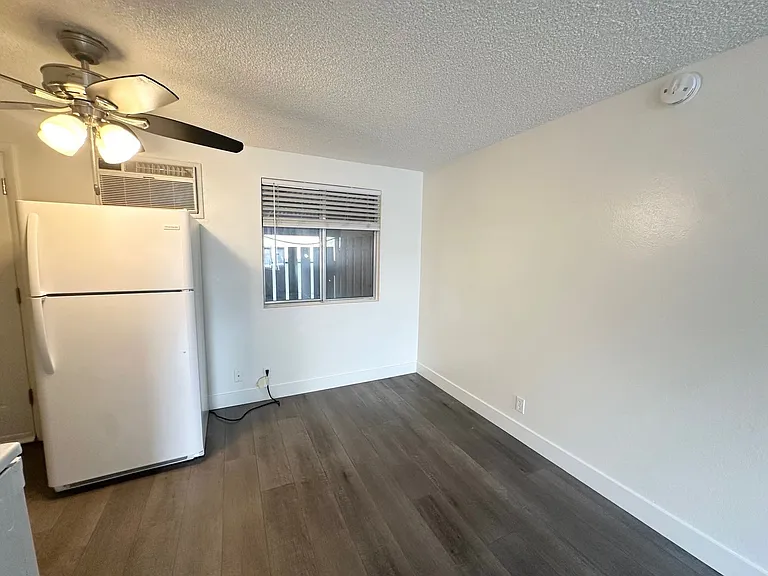 144 Smith Ave #14 — Photo 10