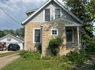 1402 N Clark St, Appleton, WI 54911