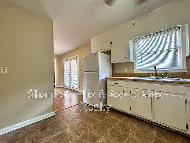 405 Elder Rd — Photo 28