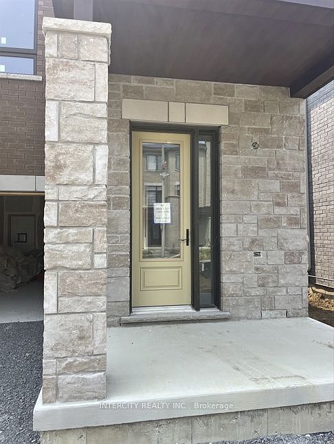 2nd image of 7 Robert Eaton Ave