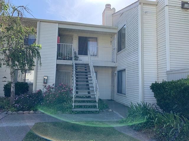 1st image of 700 McCoy Ct APT 23