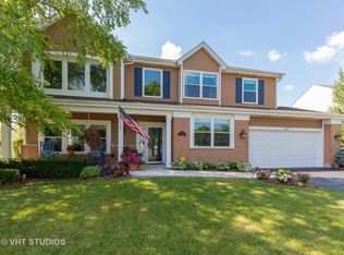 1324 Chesterfield Ln, Grayslake, IL 60030