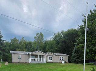 2611 Miller Rd, Berlin, MI 48002
