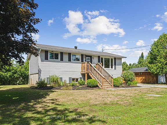 5th image of 7 Kawartha Cres
