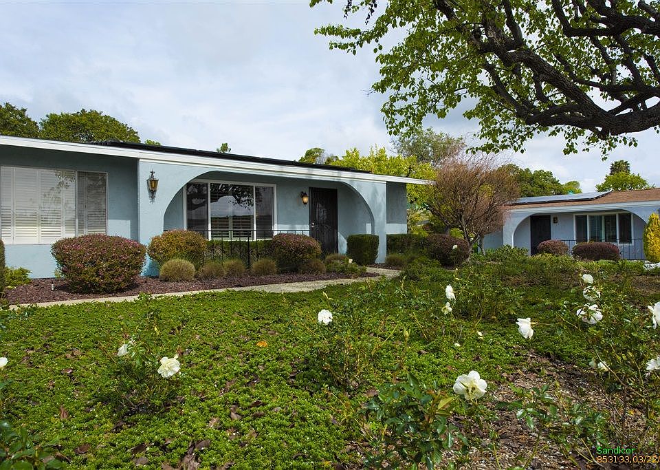 1st image of 3589 Pear Blossom Ave