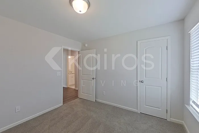 1883 Landing Pl — Photo 14