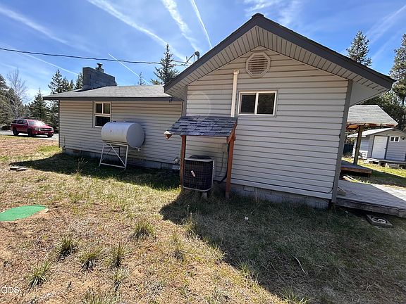 5th image of 52643 Center Dr